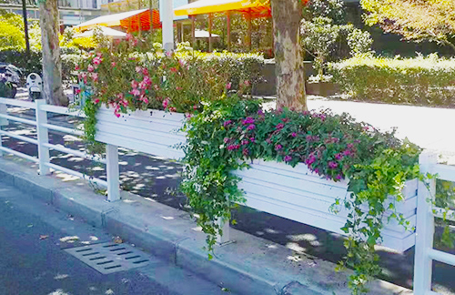 道路景觀花箱如何設(shè)計(jì)究竟何用｜彩格爾園林