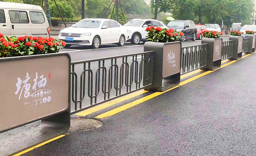 道路花箱護欄的作用